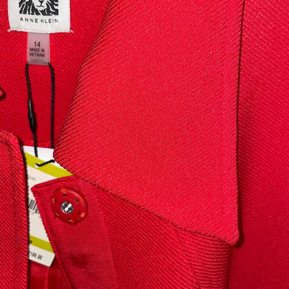 NEW! AK red car coat - Picture 8 of 8